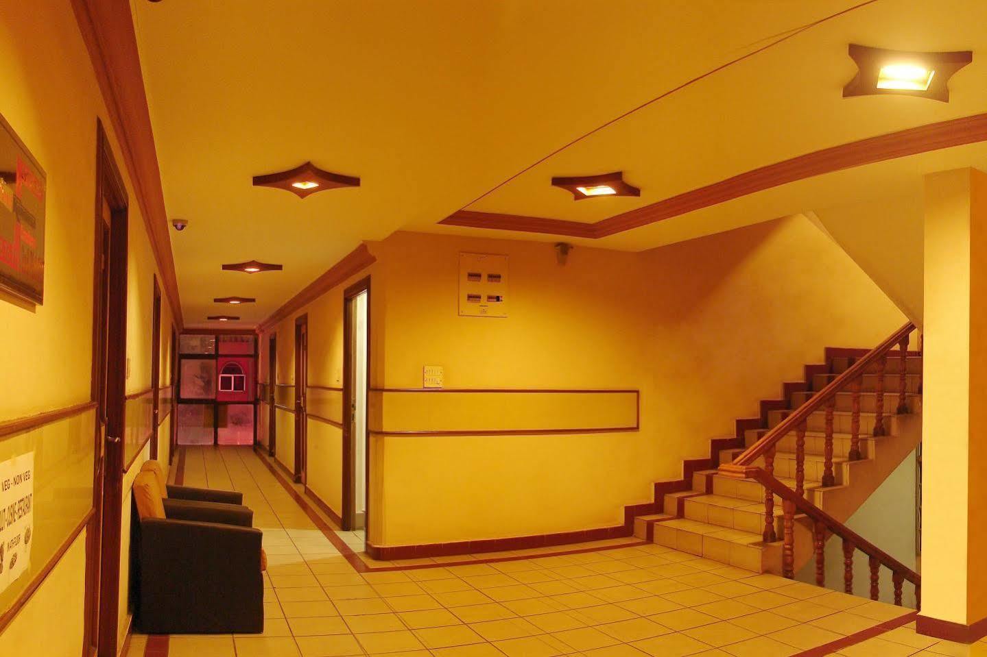 Fabhotel Kinnera Comforts Railway Station Visakhapatnam Dış mekan fotoğraf