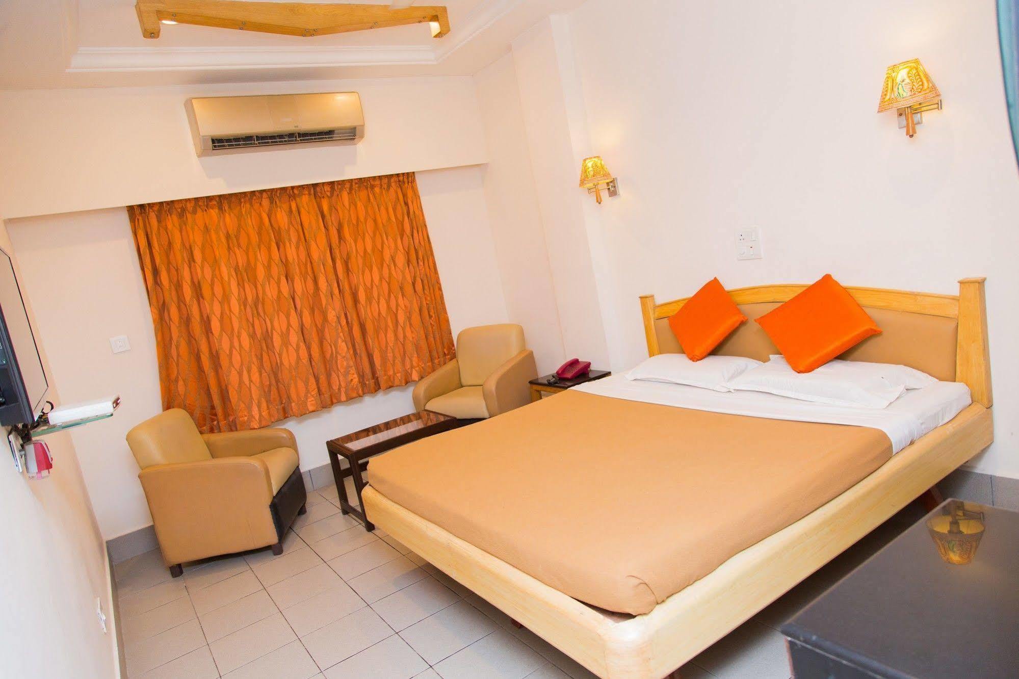 Fabhotel Kinnera Comforts Railway Station Visakhapatnam Dış mekan fotoğraf
